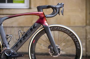 Шоссейный велосипед Trek Madone SLR 7 Disc - Обзор модели, характеристики, отзывы