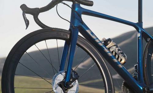 Шоссейный велосипед Giant Langma Advanced Pro 0 Disc - подробный обзор модели, особенности и мнения покупателей