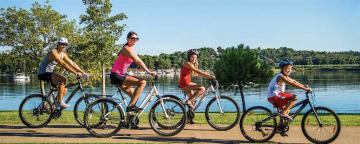 Велосипед для укрепления здоровья - полезность, противопоказания и рекомендации при выборе