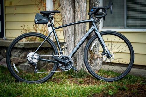 Шоссейный велосипед Trek Emonda ALR 4 Disc - самые подробные характеристики, полный обзор, реальные отзывы владельцев - все, что вам нужно знать о модели