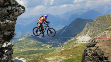 Легко взбираться в горы на велосипеде - 5 эффективных способов без лишних усилий!