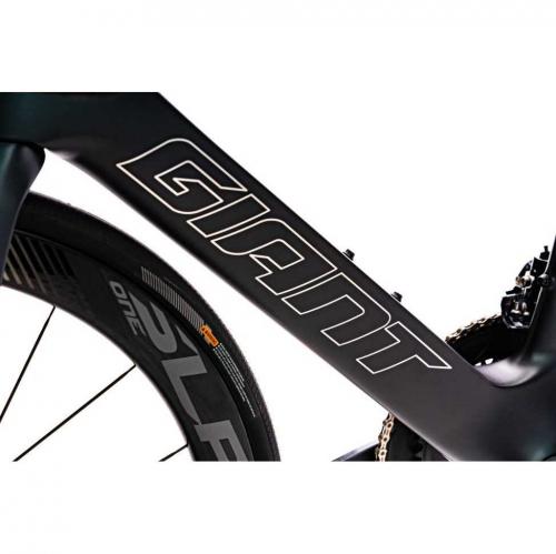 Обзор шоссейного велосипеда Giant Propel Advanced Disc 2 - характеристики, отзывы, передовые технологии и высокая производительность